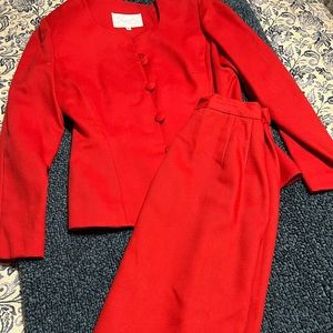 Red Santa Fe jkt and skirt suit